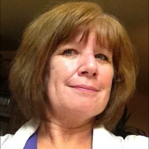 Meet your Posher, Debbi